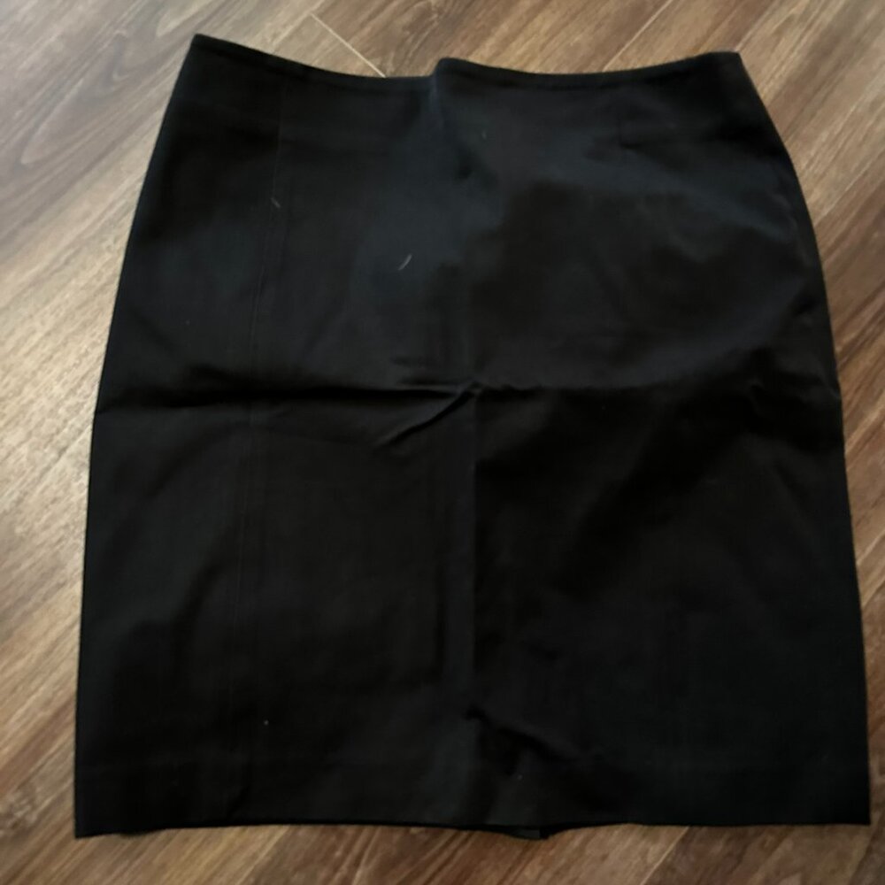 Banana Republic Black Pencil Skirt - Size 6